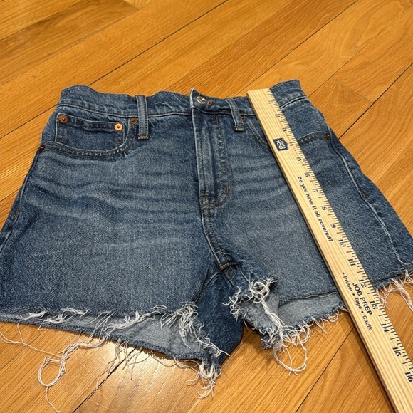 Madewell The perfect Jean shorts size 25 . - Picture 5 of 10